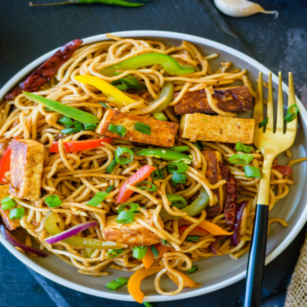 Chilli Garlic Paneer Noodle